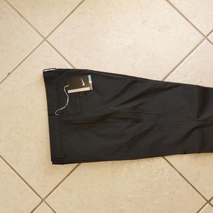 Nike Golf pants. DRI-FIT STAY COOL. Black. Size 30/32. Brand New with Tags!